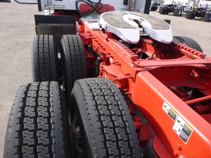 2023 Peterbilt 567-24