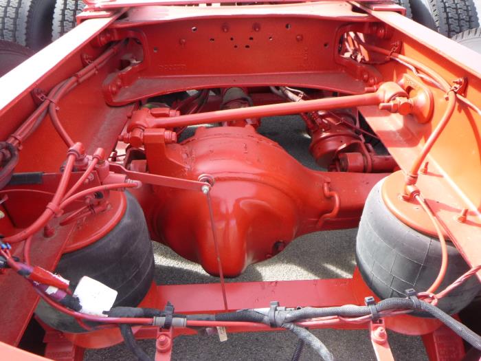 2023 Peterbilt 567-25