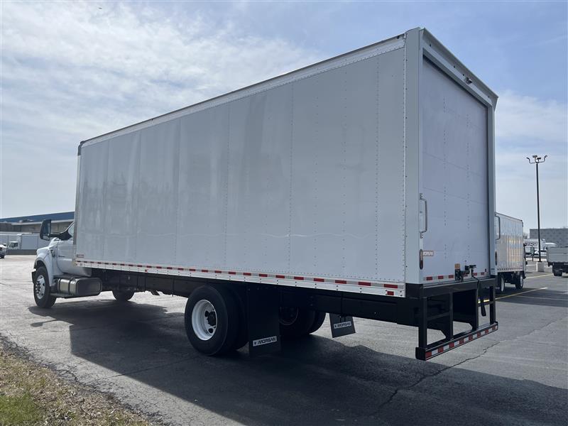 New 2027 Ford F-750 - photo 1