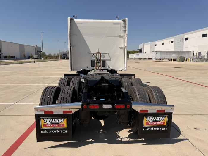 2027 Peterbilt 589-6