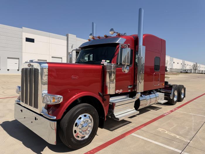 2027 Peterbilt 589-1