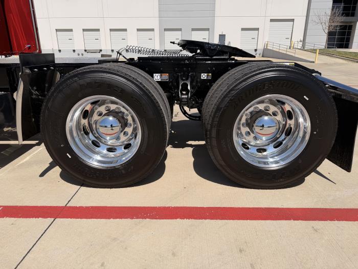 2027 Peterbilt 589-9