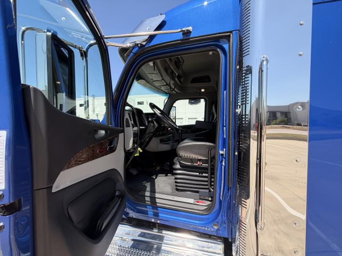 2027 Peterbilt 589-20