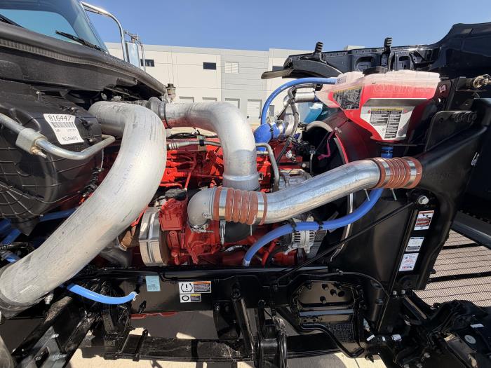 2027 Peterbilt 589-16