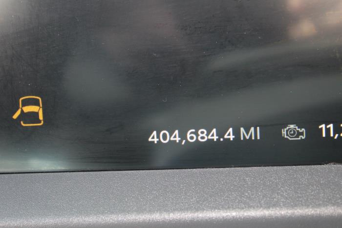 2023 Peterbilt 579-10