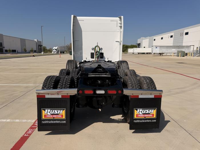 2027 Peterbilt 589-6