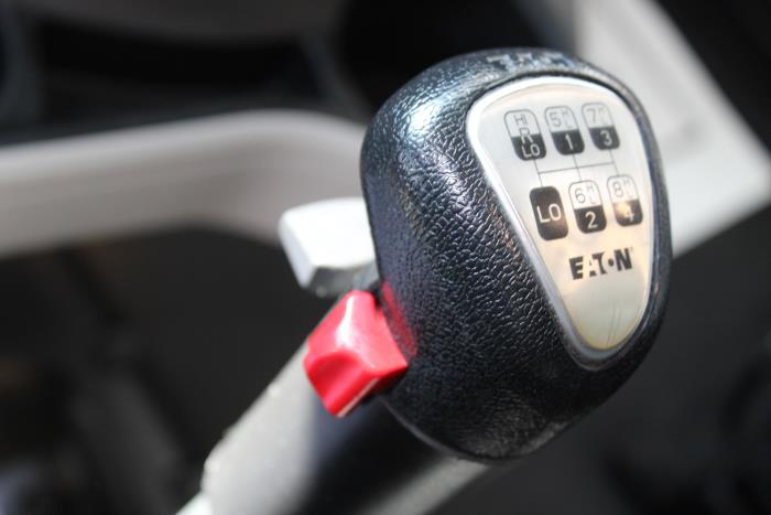 2023 Peterbilt 579-12