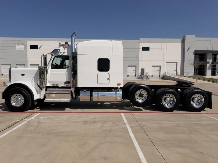 2027 Peterbilt 589-8