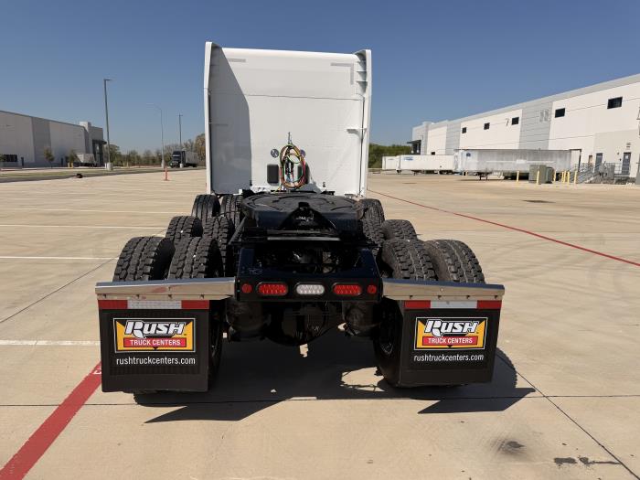 2027 Peterbilt 589-6