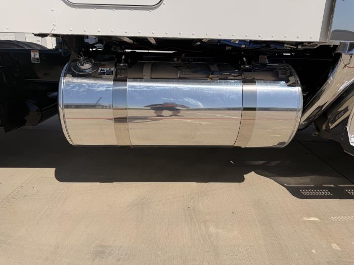 2027 Peterbilt 589-19