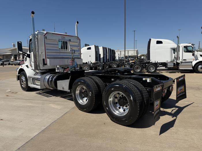 2021 Peterbilt 567-2