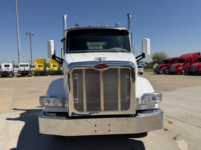 2021 Peterbilt 567-7