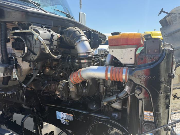 2021 Peterbilt 567-19