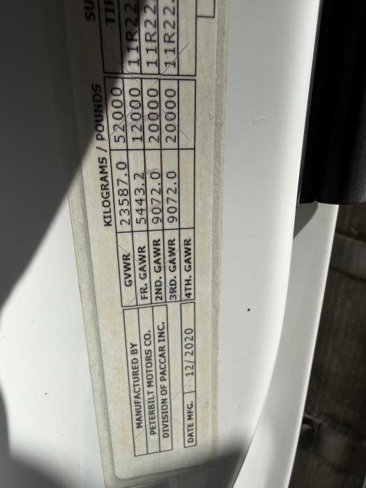 2021 Peterbilt 567-26