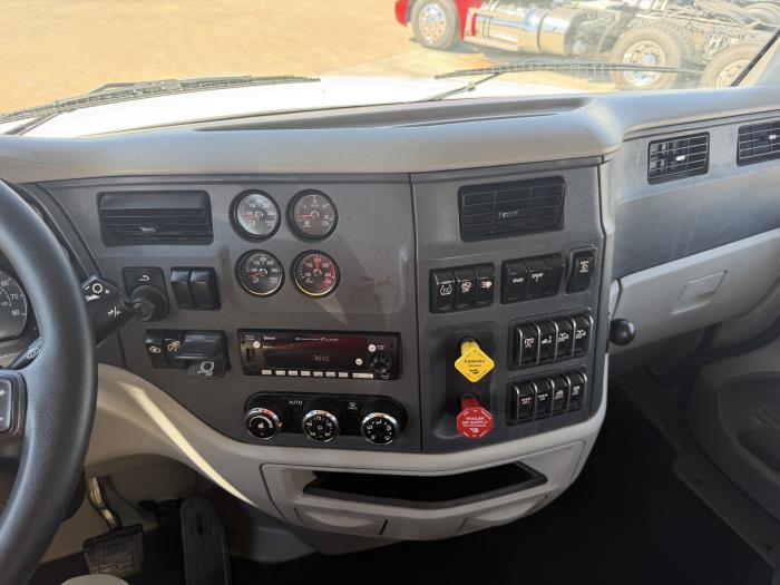 2021 Peterbilt 567-29