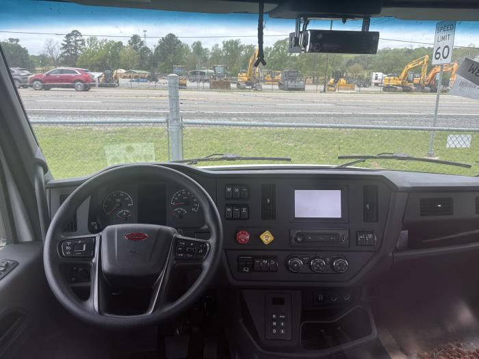 2026 Peterbilt 536-9