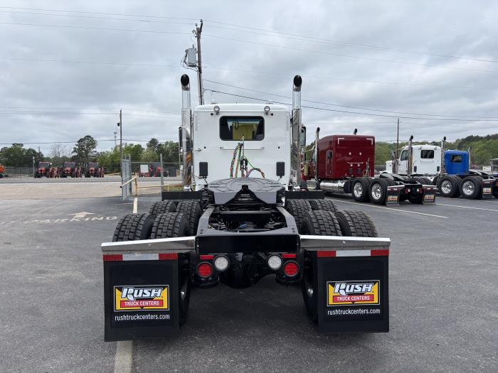 2027 Peterbilt 589-7