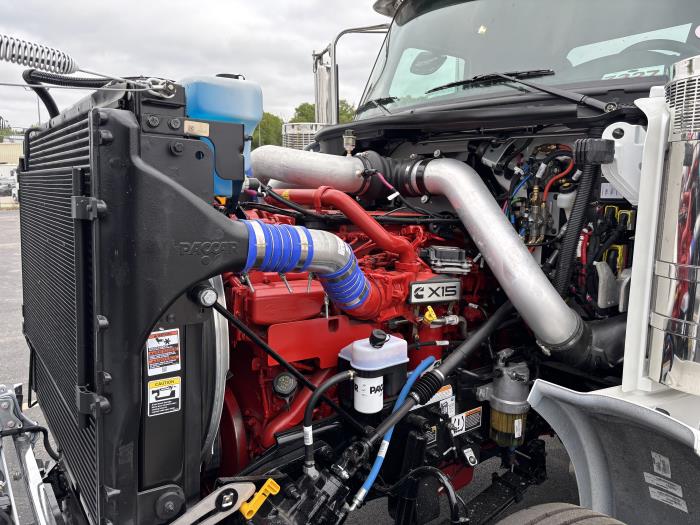 2027 Peterbilt 589-8