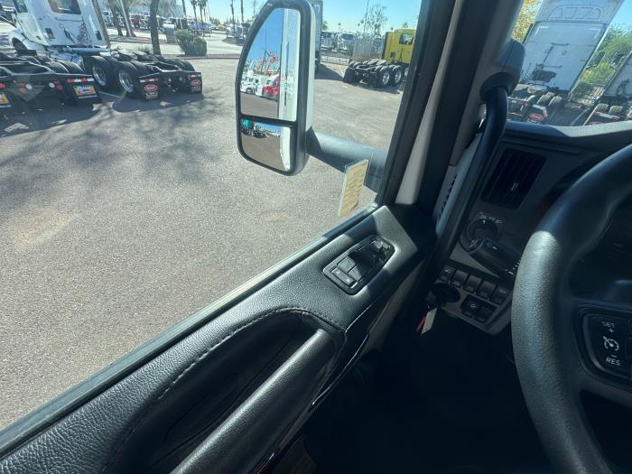 2024 Peterbilt 579-12