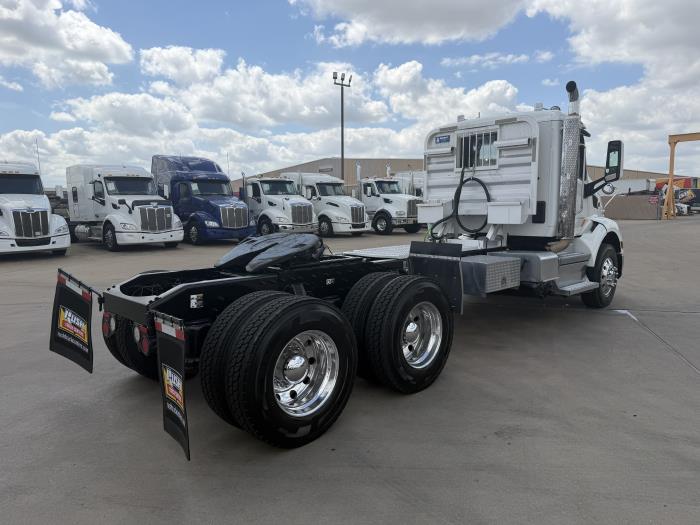 2019 Peterbilt 579-4