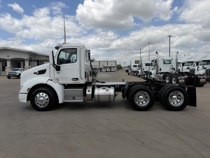 2019 Peterbilt 579-1
