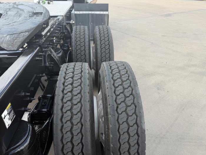 2019 Peterbilt 579-12