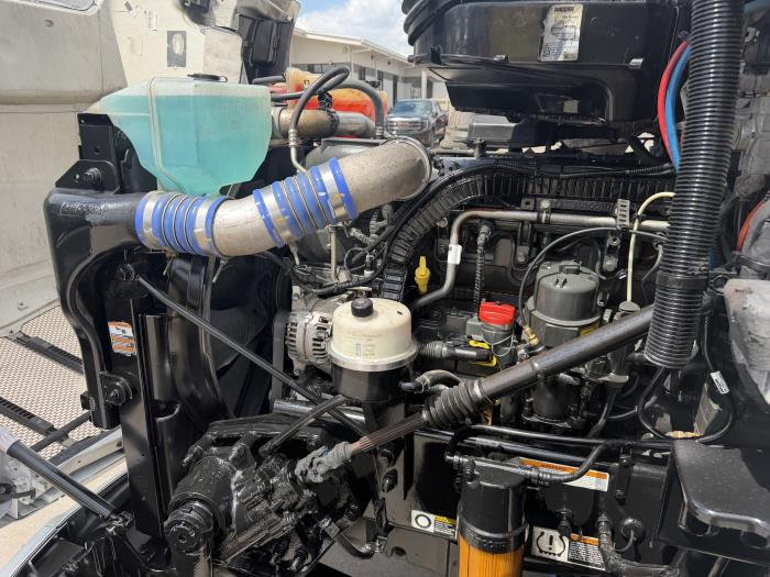 2019 Peterbilt 579-16