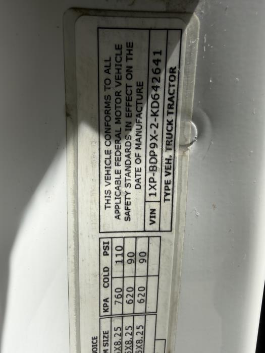 2019 Peterbilt 579-28