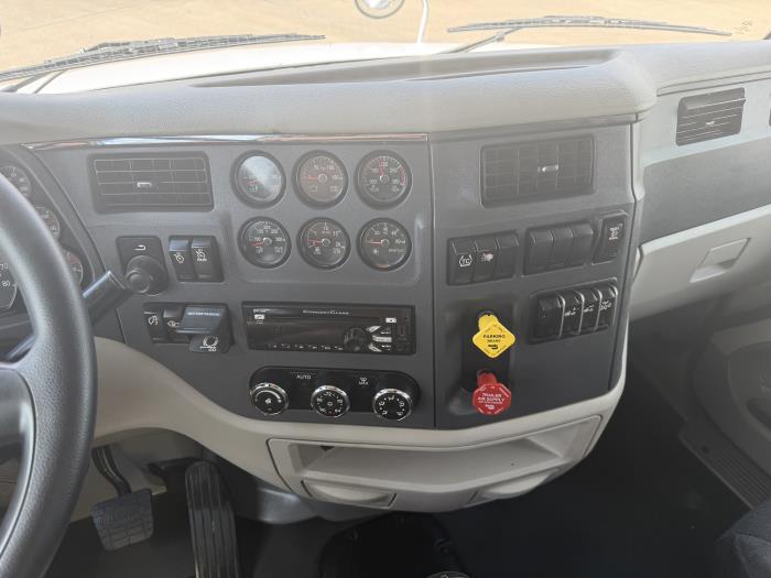 2019 Peterbilt 579-30