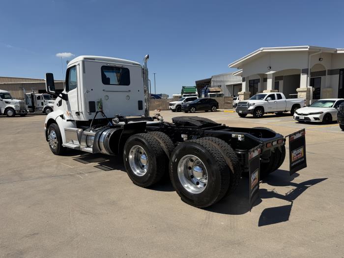 2020 Peterbilt 579-2
