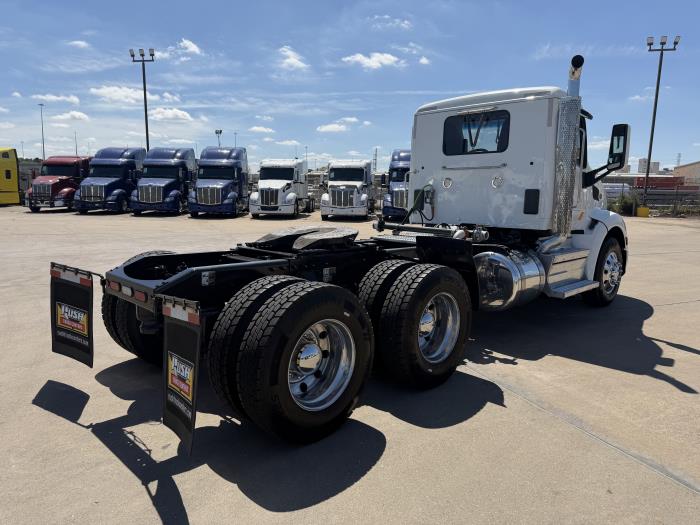 2020 Peterbilt 579-4