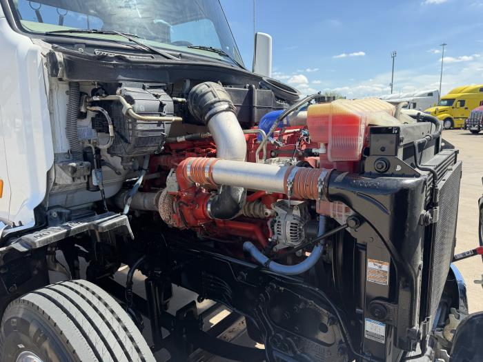 2020 Peterbilt 579-18