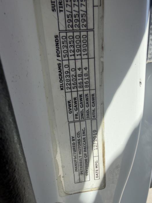 2020 Peterbilt 579-25