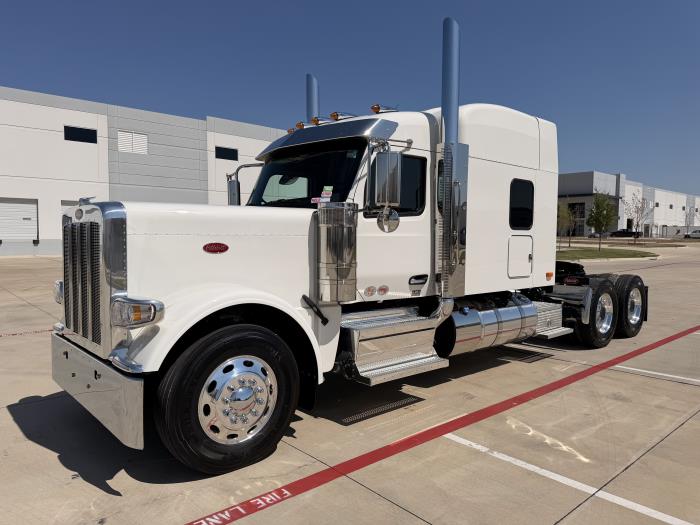 2027 Peterbilt 589-2
