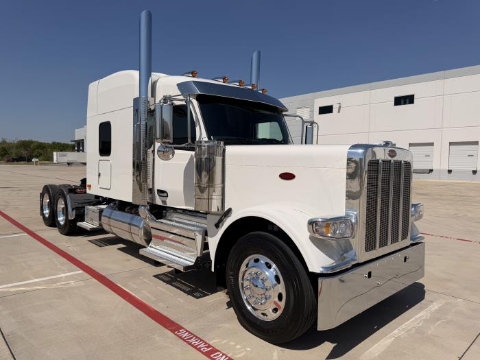 2027 Peterbilt 589-4