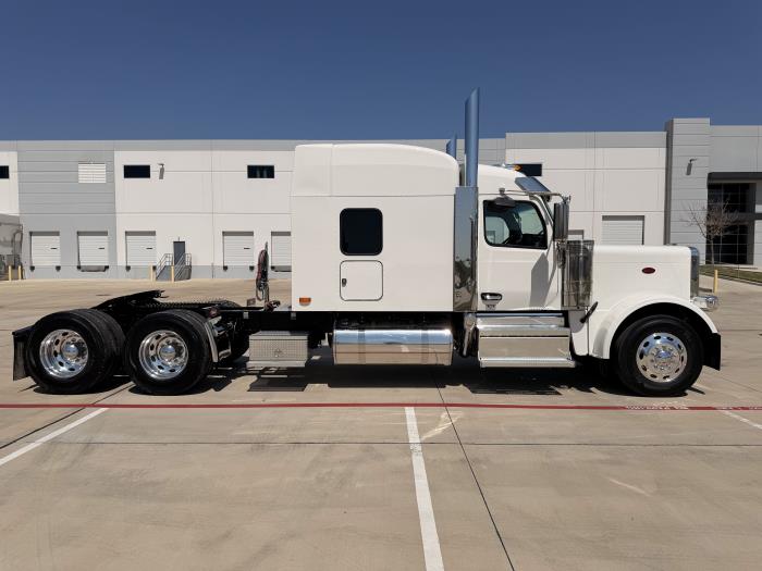 2027 Peterbilt 589-5
