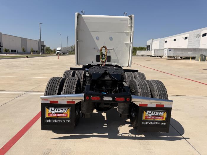 2027 Peterbilt 589-7