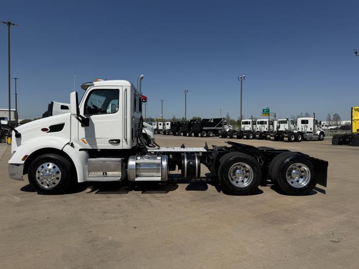2020 Peterbilt 579-1