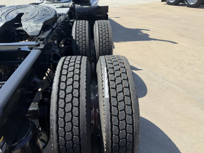 2020 Peterbilt 579-10