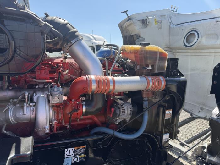 2020 Peterbilt 579-18