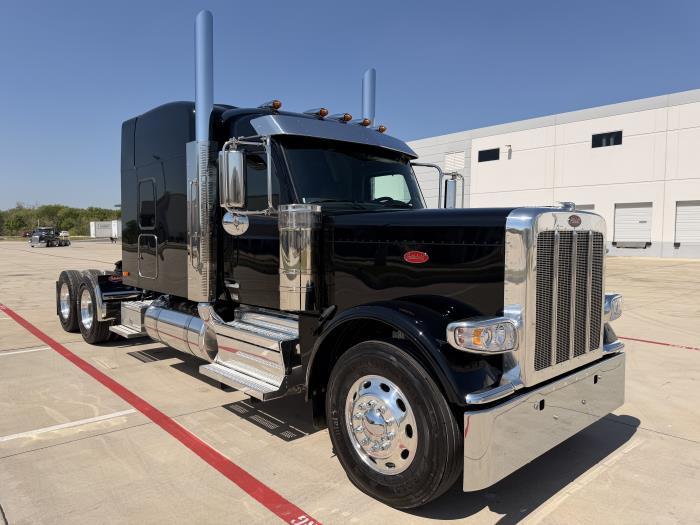 2027 Peterbilt 589-4