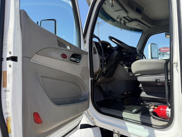 2020 Peterbilt 579-22