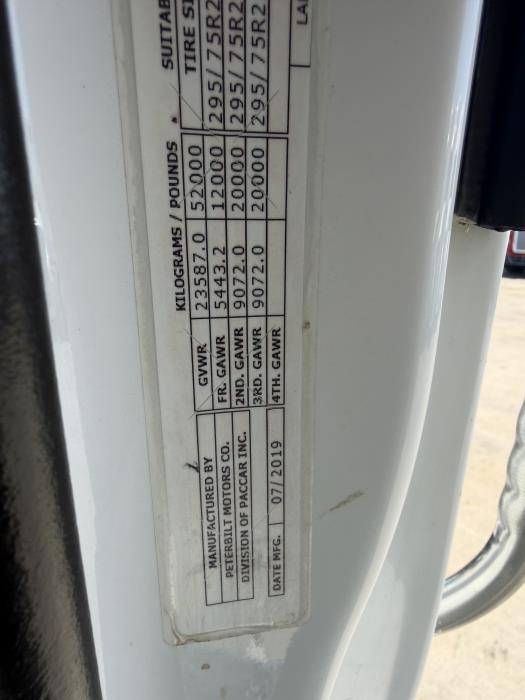 2020 Peterbilt 579-24