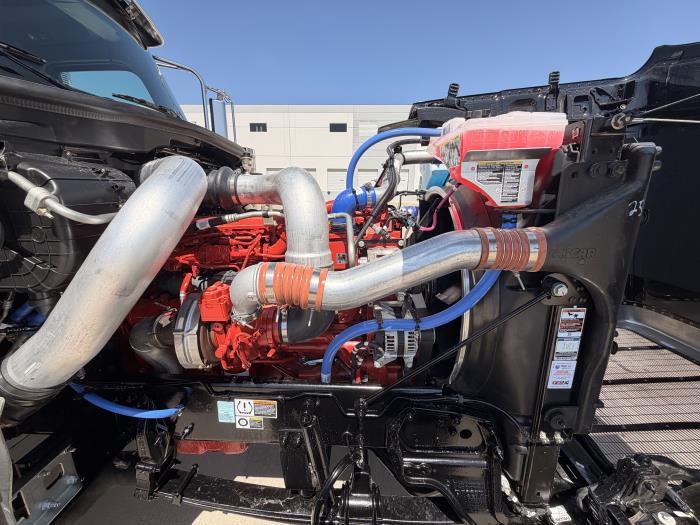 2027 Peterbilt 589-16