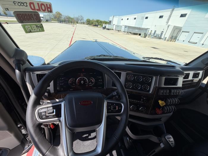 2027 Peterbilt 589-20