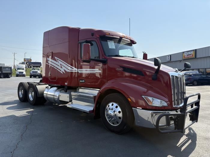2022 Peterbilt 579-2