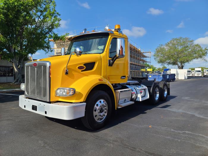 2020 Peterbilt 567-1