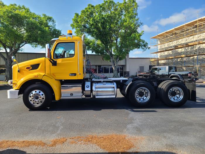 2020 Peterbilt 567-2