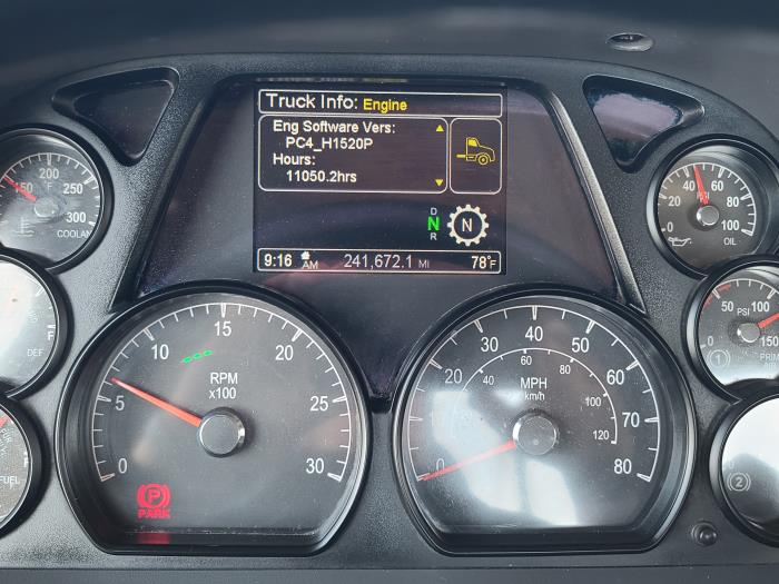 2020 Peterbilt 567-15