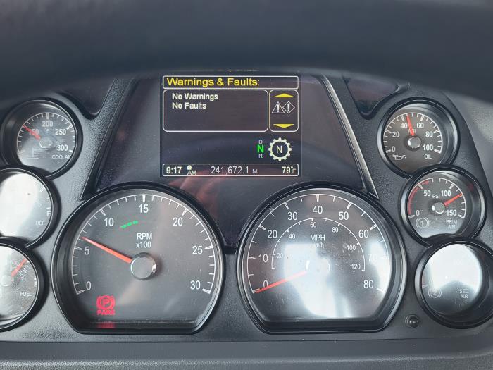 2020 Peterbilt 567-16